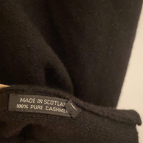 Vintage Chanel women’s sweater 100%pure cashmere made in Scotland - Picture 9 of 16